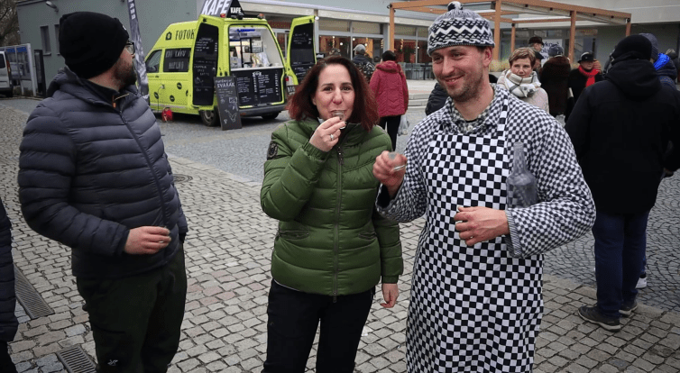 O třetí adventní neděli lákala v Kyjově především zabíjačka