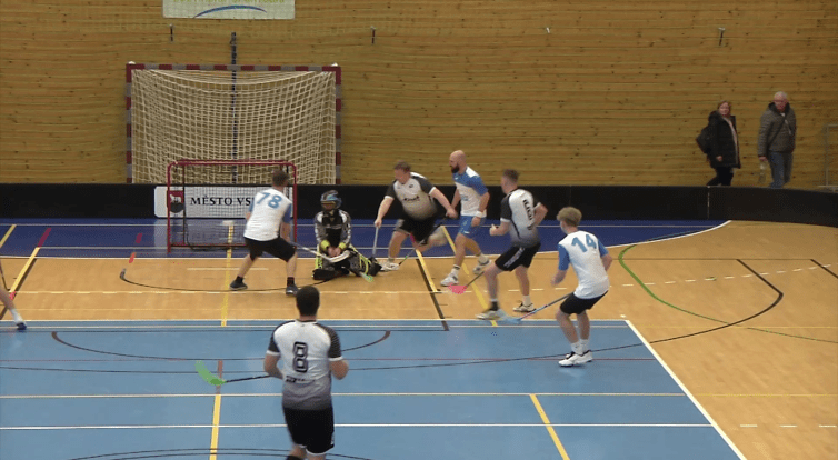 Florbaloví Oldies Vsetín prohráli s Vizovicemi i Veselím