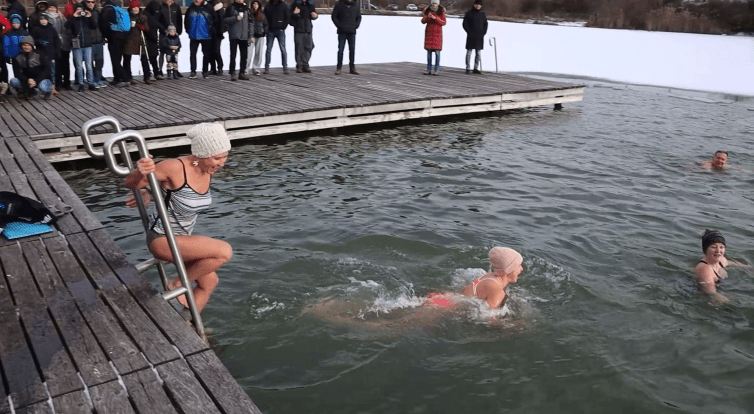 Otužilci se opět sešli u rybníku Cihelna