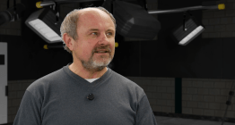 Z role garderobiéra jsem nejdřív vůbec nebyl nadšený. Dokonce jsem řekl, že to hrát nechci, říká herec MD Zlín Gustav Řezníček