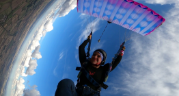 Pilotka a freestyle parašutistka Rosina Kašičková: Navzdory mateřství jsem se létání nechtěla vzdát