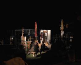 Divadlo na vodě? Nic nemožného