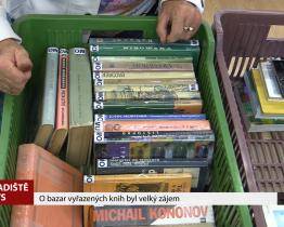 O bazar vyřazených knih byl velký zájem