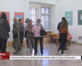 Prostory knihovny zdobí výtvarné práce dětí z Česka i Slovenska