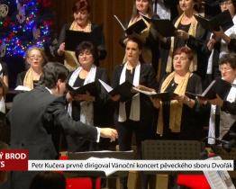 Petr Kučera prvně dirigoval Vánoční koncert pěveckého sboru Dvořák