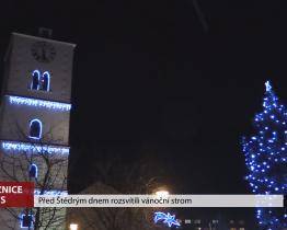 Před Štědrým dnem rozsvítili ve Strážnici vánoční strom
