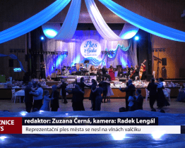 Reprezentační ples města se nesl na vlnách valčíku