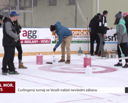 Curlingový turnaj ve Veselí nabízí nevšední zábavu