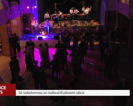 Se sokolovnou se rozloučili plesem obce