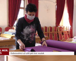 Dobrovolníci ušili už pět tisíc roušek