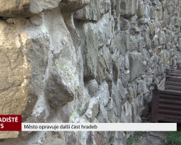 Město opravuje další část hradeb