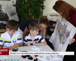 Školáci se s vysvědčením podívali do muzea zdarma