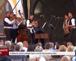 Folklorní večer zahájil další ročník Slováckého léta