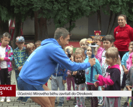 Účastníci Mírového běhu zavítali do Otrokovic