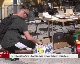 Nezisková kavárna ukončila svůj provoz Letním bazárkem