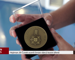 Hejtman Jiří Čunek ocenil čtrnáct dárců kostní dřeně