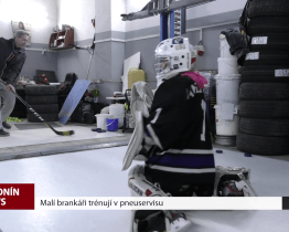 Malí brankáři trénují v pneuservisu