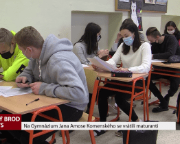 Na Gymnázium Jana Amose Komenského se vrátili maturanti