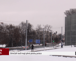 Silničáři teď mají plné pluhy práce