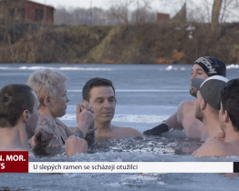 U slepých ramen se scházejí otužilci