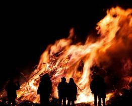 Svatojakubská noc se blíží, hasiči varují před vznikem požárů