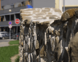 Brzy začne druhá etapa opravy hradební zdi