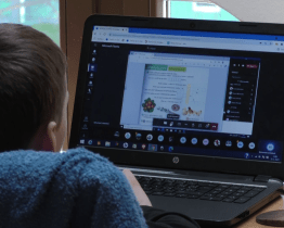 Domeček pomáhá při on-line výuce