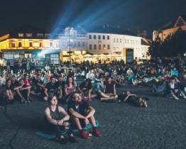 Letní filmová škola se o dva týdny posune a bude o den kratší