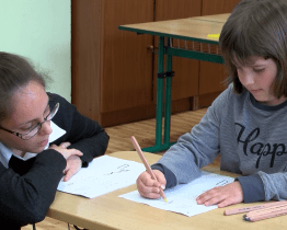 Rodiče letos k zápisu přihlásili tři sta prvňáčků