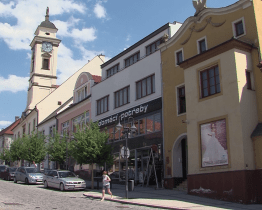 Radnice odpustí polovinu nájemného ve svých nemovitostech 