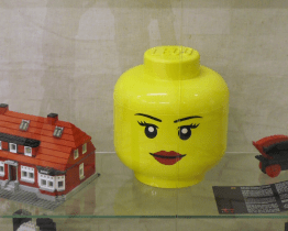 Městské muzeum připravilo výstavu z kostek Lego