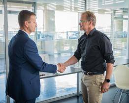 „Covidovou“ horkou linku využilo za pět měsíců více než 13 tisíc volajících