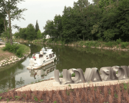 Zrekonstruovaný přístav ožil turisty