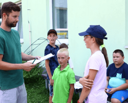 Děti se baví na příměstských táborech