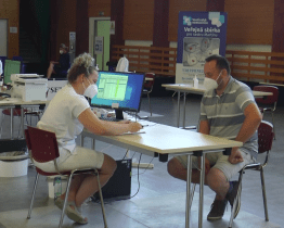 Očkování bez registrace využilo první den 66 lidí
