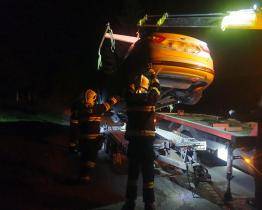 Noční dopravní nehoda si vyžádala jeden život a čtyři zranění