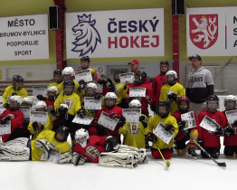 Za malými hokejisty přijel i mistr světa