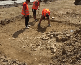Na náměstí probíhá archeologický průzkum