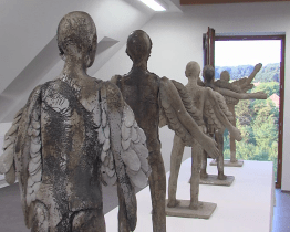 V Hostětíně vystavují sochy Antonína Bartoše