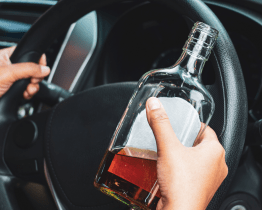 Řidič s 2,4 promile: „Něco málo jsem před jízdou vypil...“