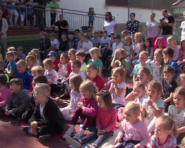 Havřickou školu navštívil kouzelník s Maxipsem Fíkem