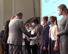 Studenti obdrželi certifikáty jazykových zkoušek