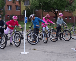 Na dopravní hřiště se po roce vrátili žáčci