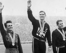 Memoriál MUDr. Josefa Podmolíka v půlmaratonu vyhrál Kulkov