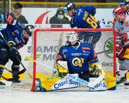 Kašík skončil na střídačce. Berani ve vánočním duelu podlehli Mountfieldu