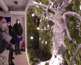 Revolution train varoval před drogami