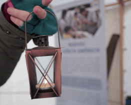 Skauti rozdali Betlémské světlo