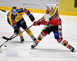 Propast se prohlubuje. Berani padli v Pardubicích, na Kladno ztrácejí už 14 bodů 