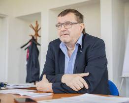 Michal Filip končí ve vedení Baťovy nemocnice. Důvodem jsou plánované investice 