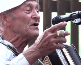 Zemřeli Jaroslav Smutný a Vojtěch Petratur